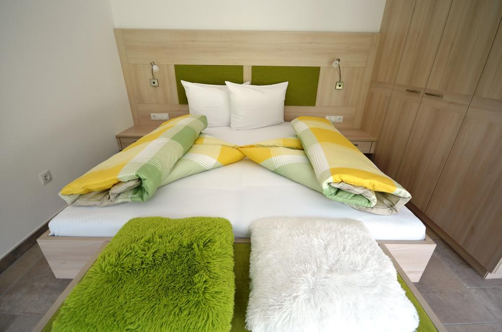 Panoramahof Apartment Кастелбело Екстериор снимка